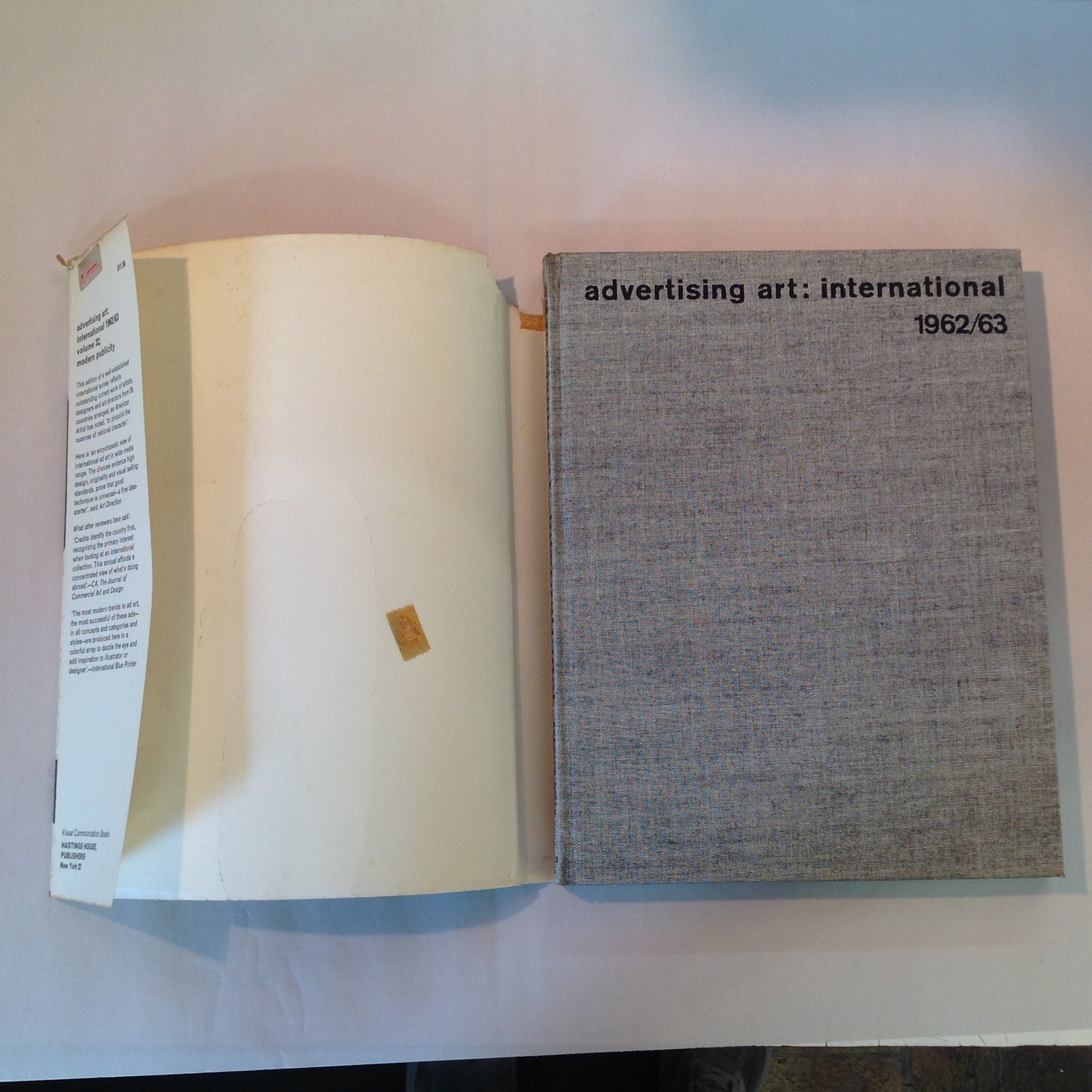 Vintage 1962-63 Hardcover Modern Publicity Yearbook 32: Advertising Art: International 1962/63