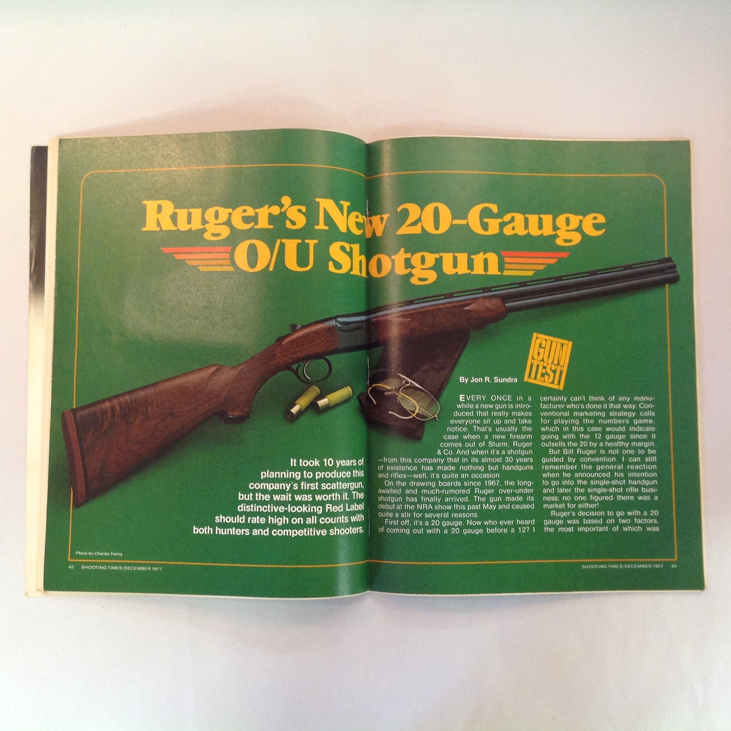 Vintage Dec 1977 Shooting Times Magazine New 20-Gauge O/U Shotgun Browning Pump Shotgun