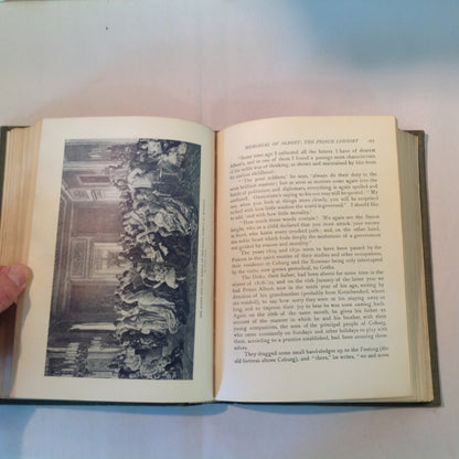 Antique 1901 Hardcover The Life of Queen Victoria and the Story of Her Reign Chas Morris LLD