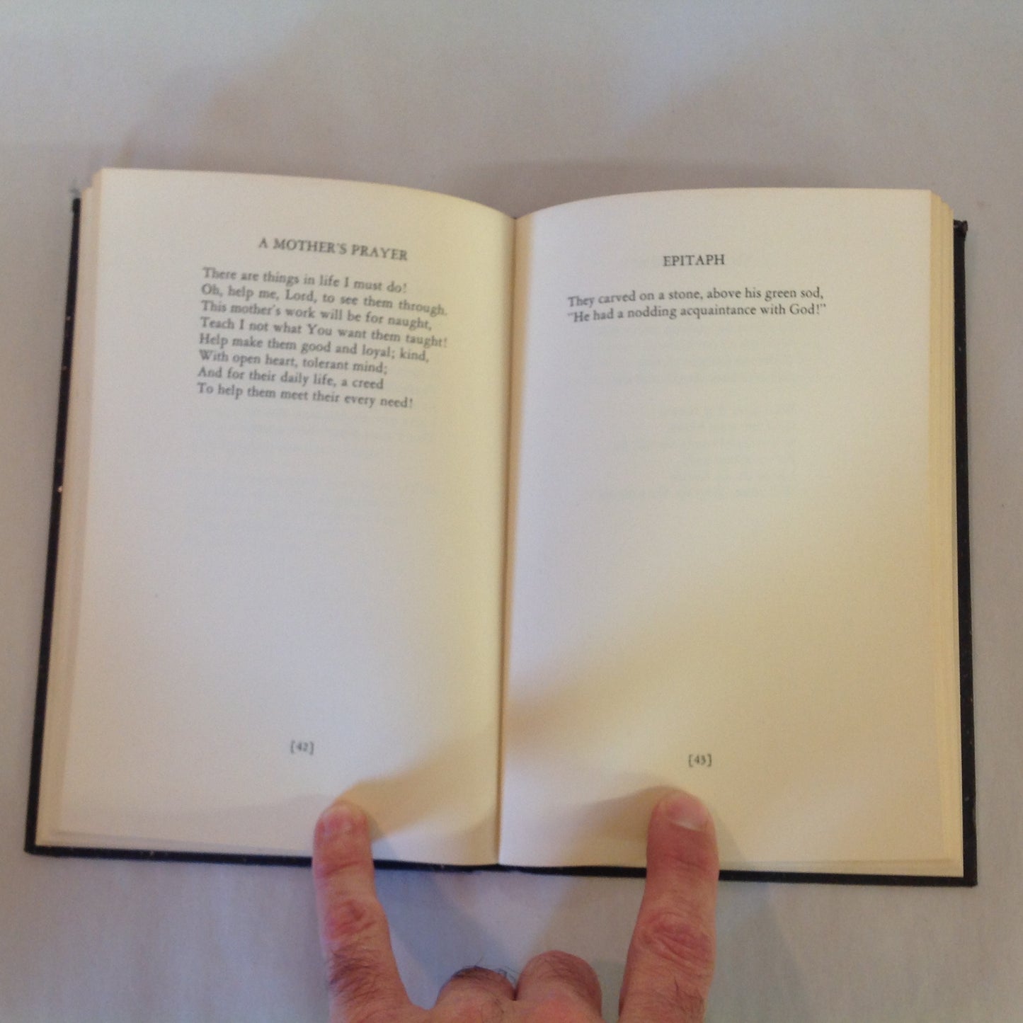 Vintage 1947 Signed Hardcover Whispering Wind Gladys Oakley First Edition Michigan Poetry