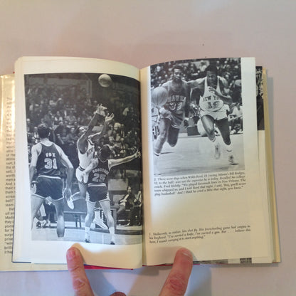 Vintage 1970 Hardcover Miracle On 33rd Street: The N.Y. Knickerbockers' Championship Season Phil Berger First Ed