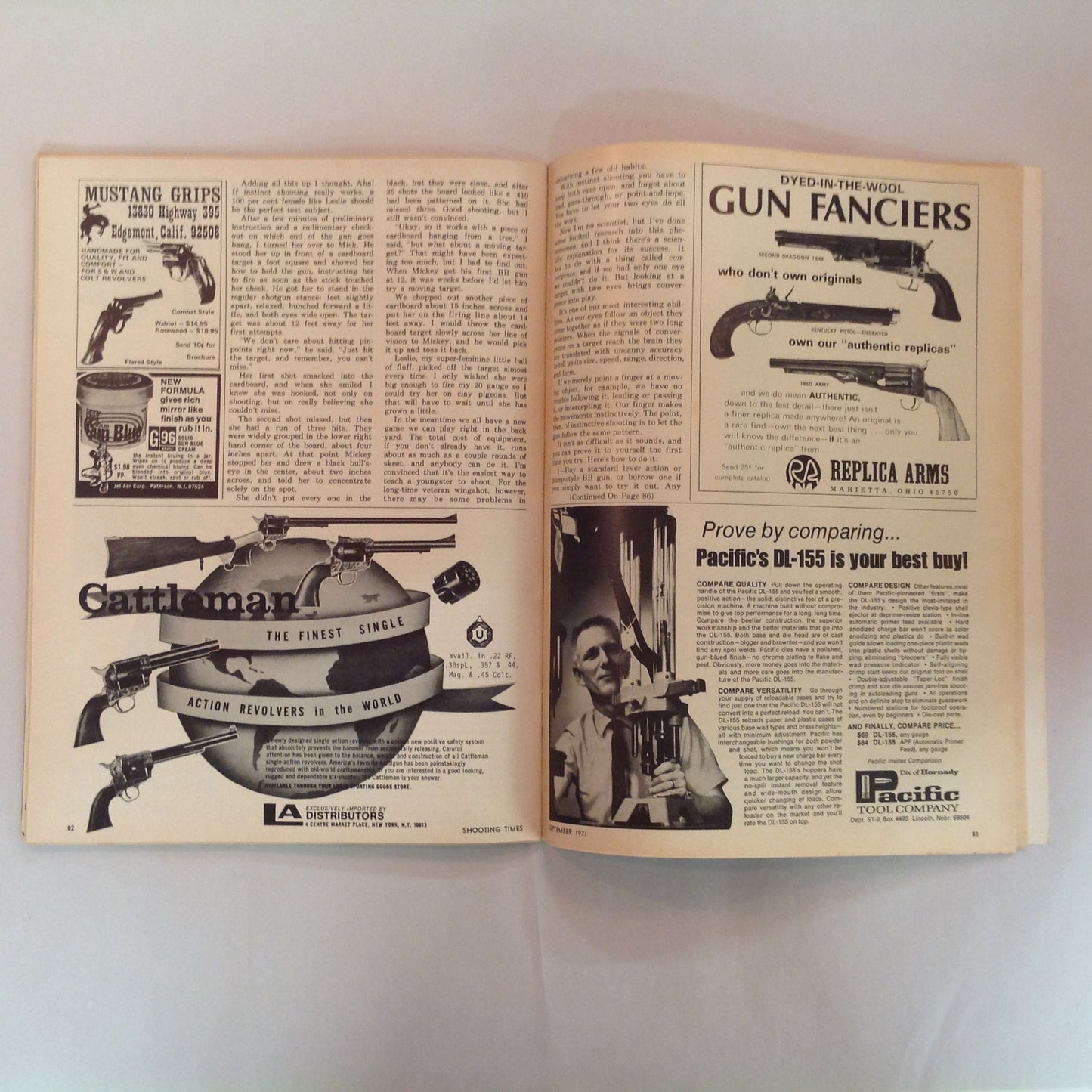 Vintage Sep 1971 Shooting Times Magazine Savage .250-3000 Handgunner's Delight 10 FAQ About Shotguns