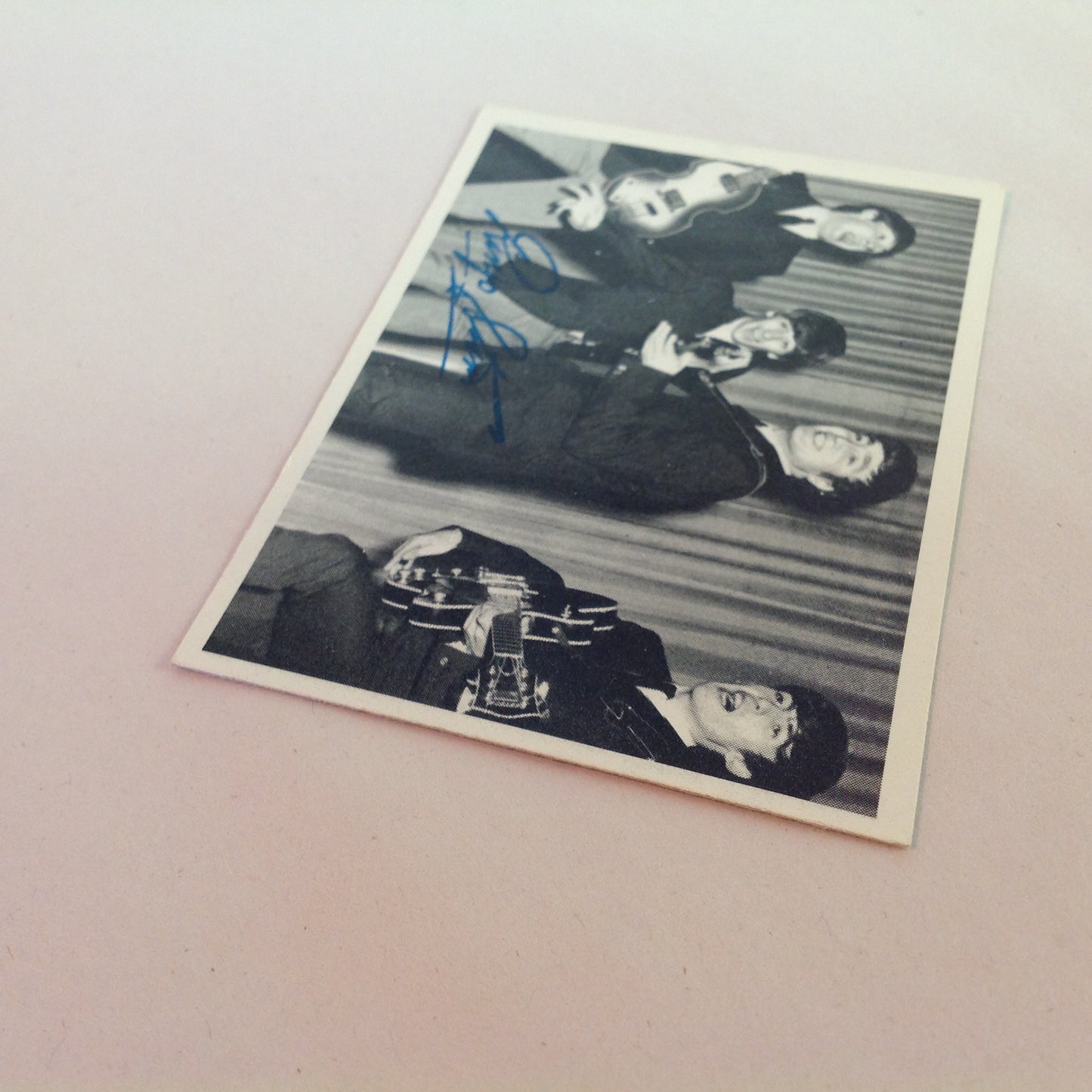 Vintage 1964 Topps Beatles Cards 3rd Series No. 149 Ringo Autograph Band Onstage