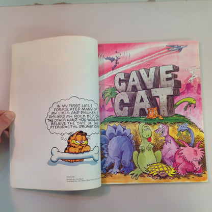 Vintage 1984 Trade Paperback Garfield: His 9 Lives Jim Davis First Edition Illustrated Short Stories