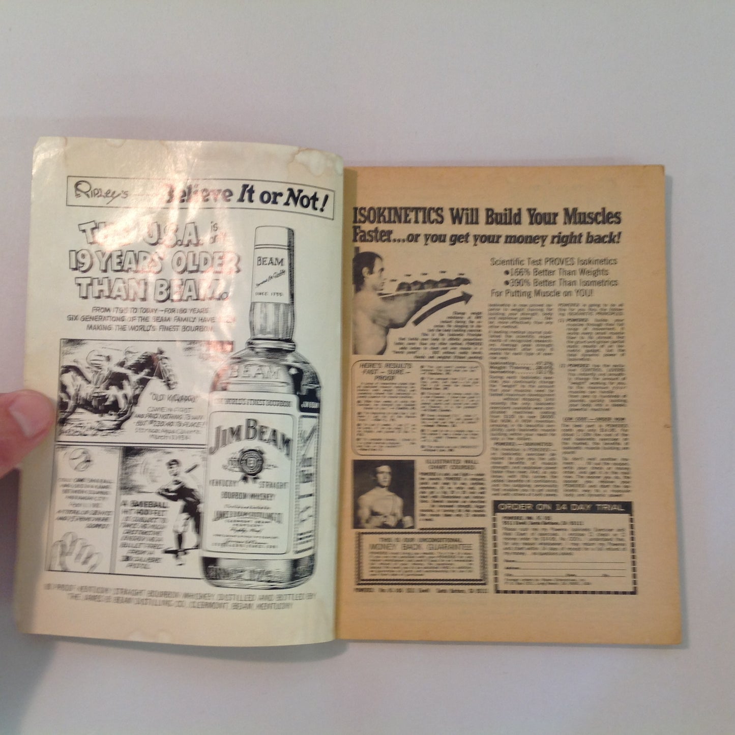 Vintage Nov 1975 Baseball Digest Magazine Boston's Fred Lynn: Rookie of the Year
