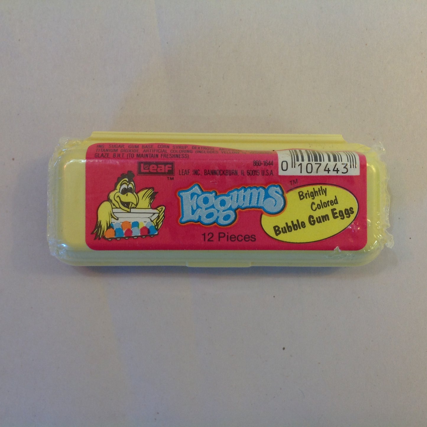 Vintage Unopened Leaf Eggums Brightly Colored Bubble Gum Eggs 12 Piece Candy Container