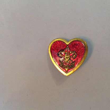 Vintage Small Enamel Heart-Shaped Boy Scouts of America Pin Be Prepared Eagle Fleur-de-Lis