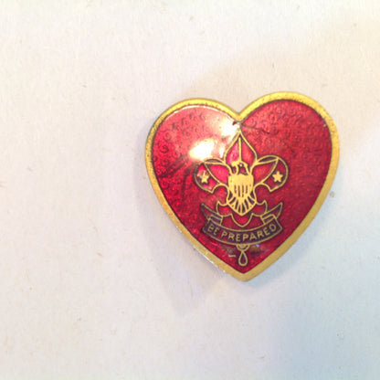 Vintage Small Enamel Heart-Shaped Boy Scouts of America Pin Be Prepared Eagle Fleur-de-Lis