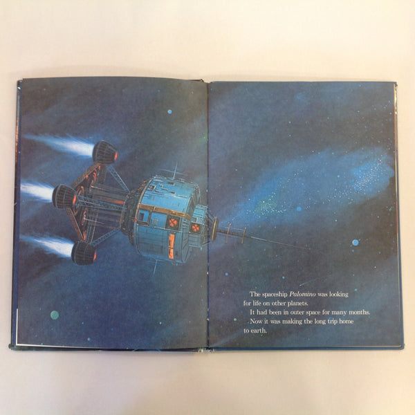 Vintage 1979 Children's Hardcover Disney's Wonderful World of Reading The Black Hole Random House