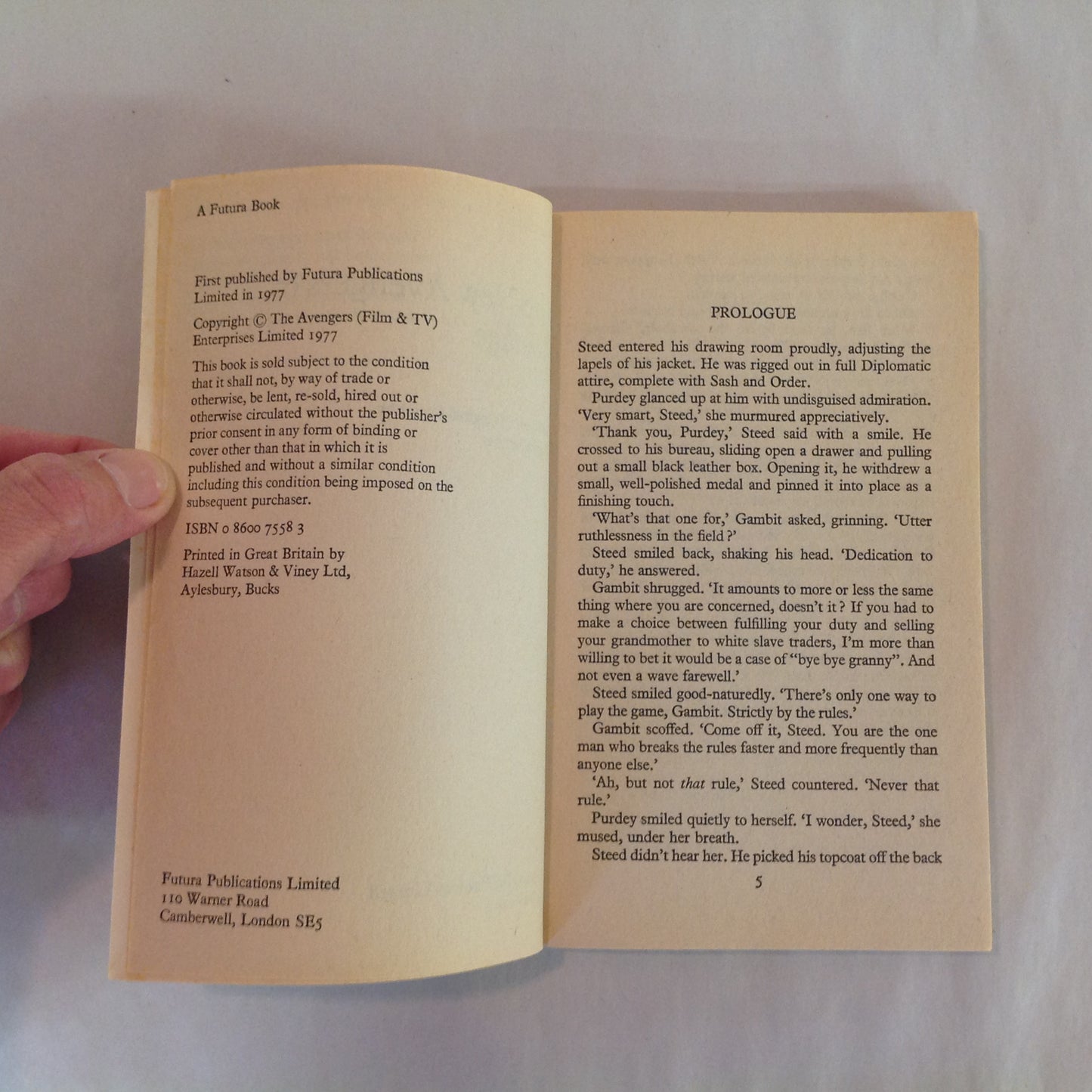 Vintage 1977 Mass Market Paperback The New Avengers: Hostage Peter Cave