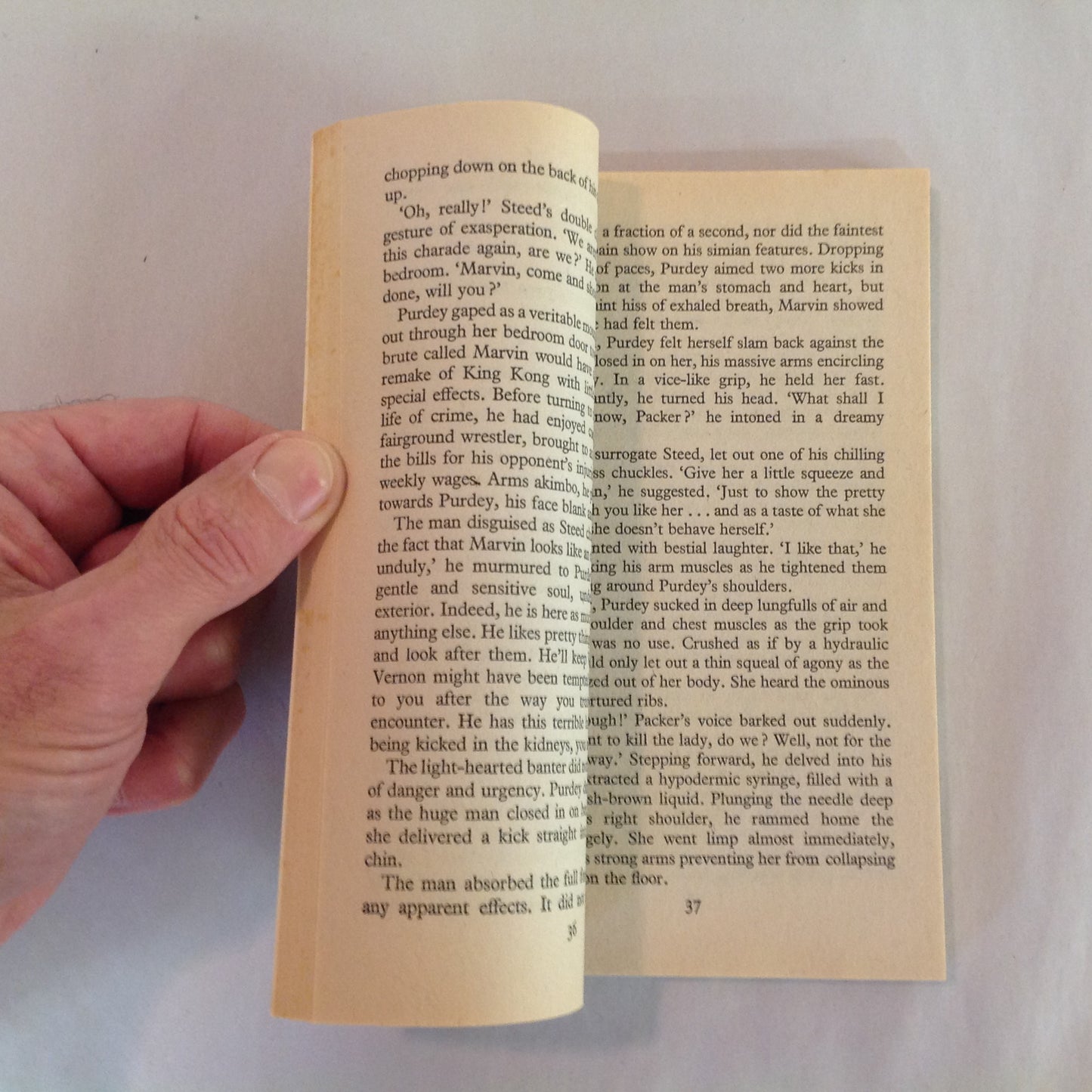 Vintage 1977 Mass Market Paperback The New Avengers: Hostage Peter Cave