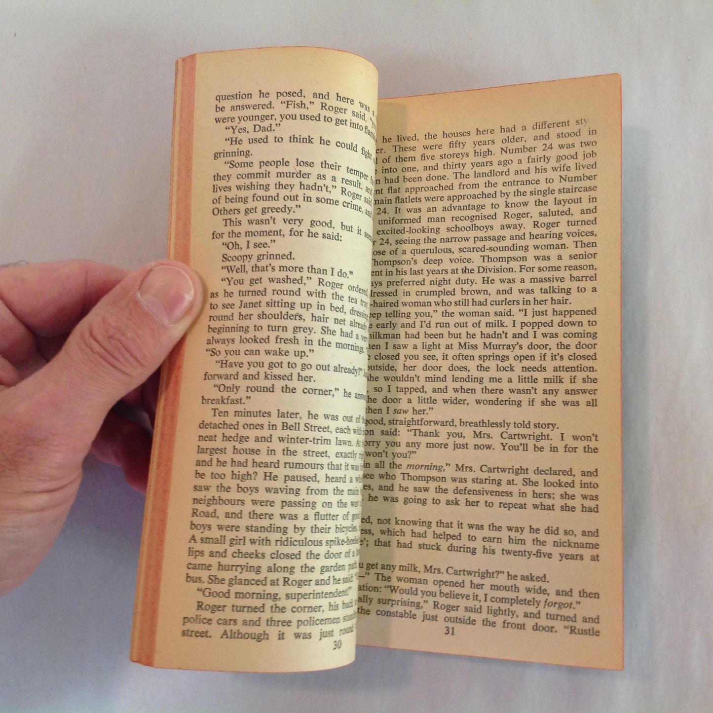 Vintage 1966 Mass Market Paperback The Scene of the Crime John Creasey