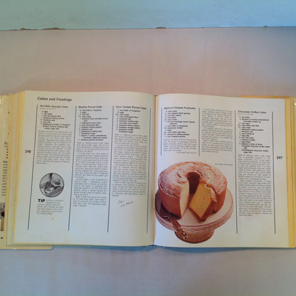 Vintage 1978 Hardcover Better Homes & Gardens Complete Step-By-Step Cook Book First Edition First Printing