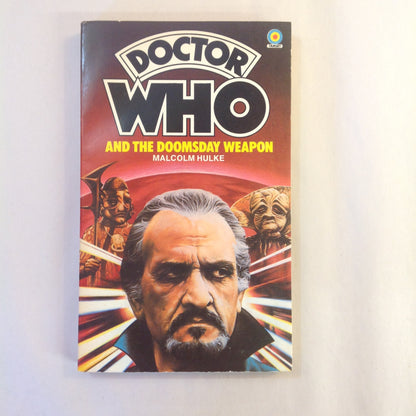 Vintage 1982 Mass Market Paperback Doctor Who and the Doomsday Weapon Malcolm Hulke