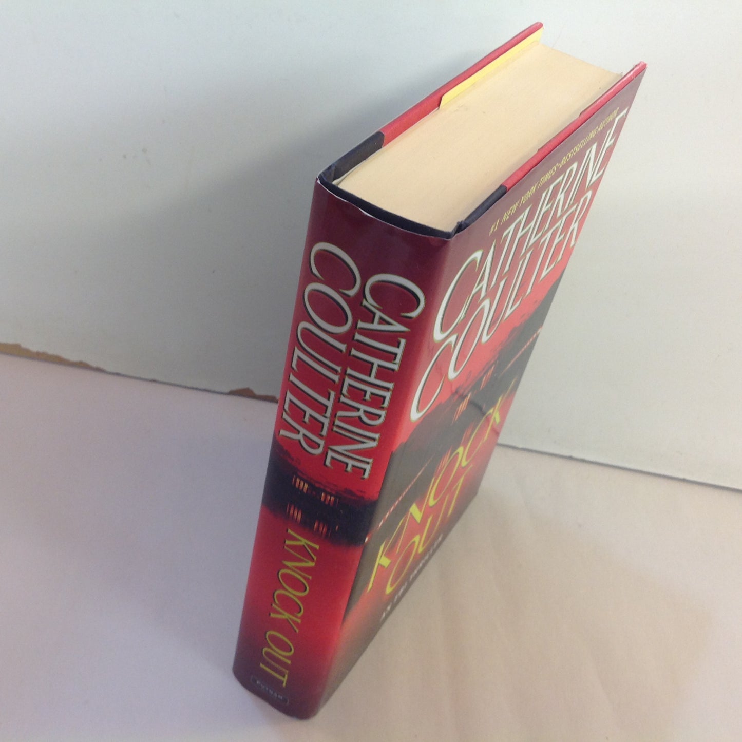 2009 Hardcover KNOCK OUT Catherine Coulter