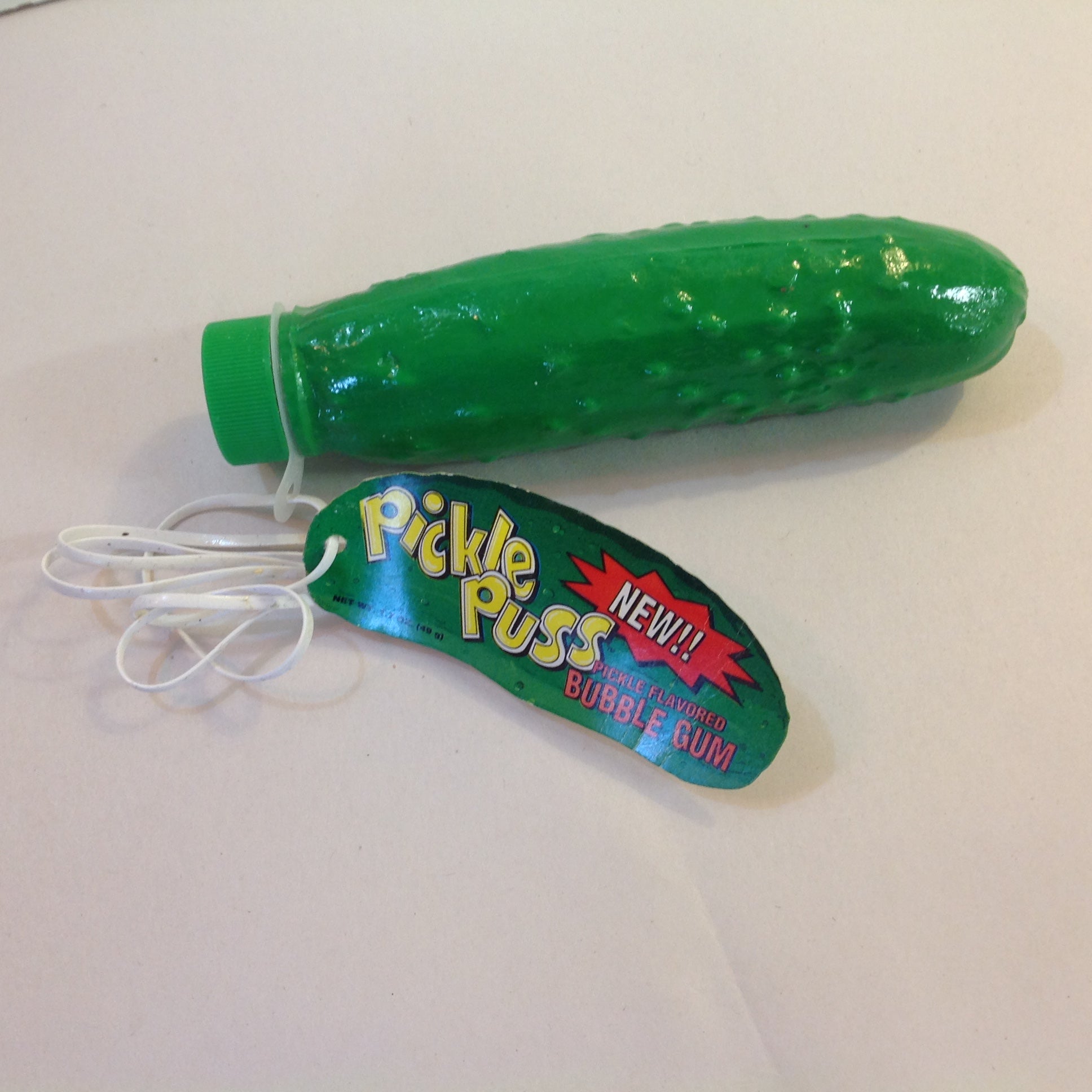 Vintage NOS Unopened Creative Confection Concepts Pickle Puss Pickle Flavored Bubble Gum 1.7oz Candy Container
