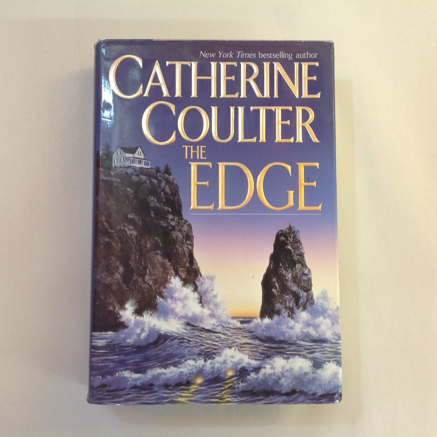 Vintage 1999 Hardcover THE EDGE Catherine Coulter