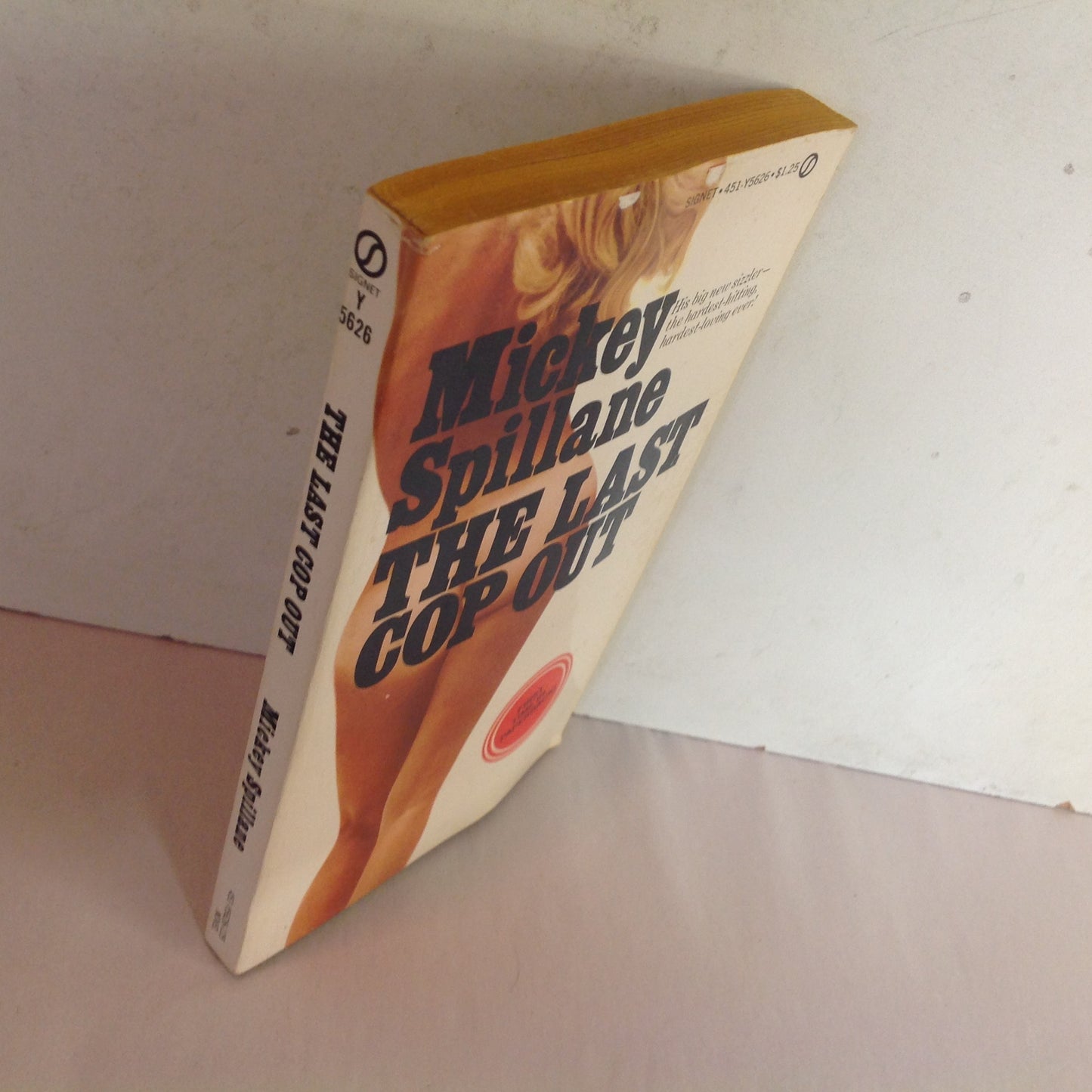 Vintage 1973 Mass Market Paperback The Last Cop Out Mickey Spillane
