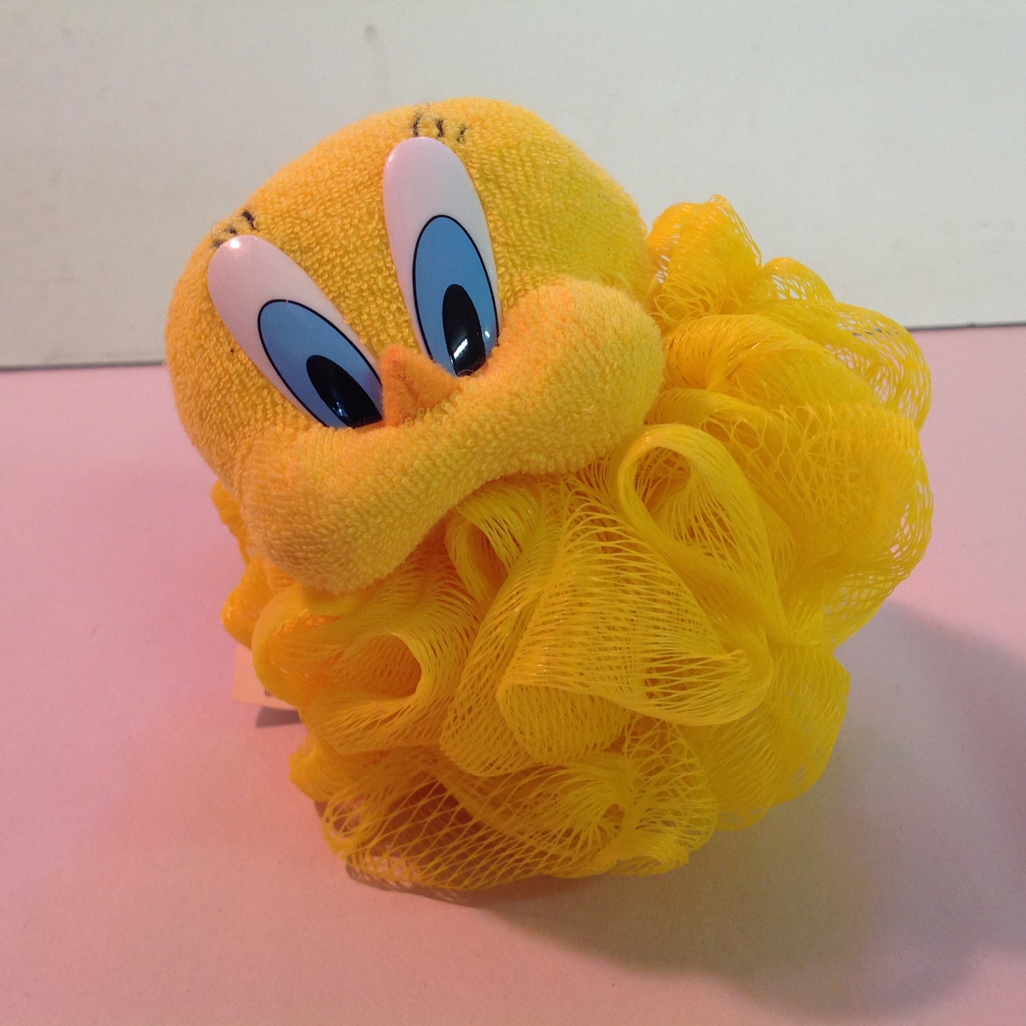 Vintage 1998 NOS Looney Tunes Foamy Friends Bath Friends Sponge Loufa Pouf Tweety Bird Yellow