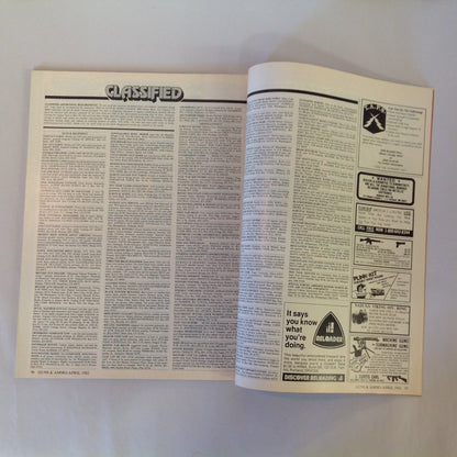 Vintage Apr 1982 Guns & Ammo Magazine Llama's Long Tom .44 Magnum .22 Chipmunk .450 G&A