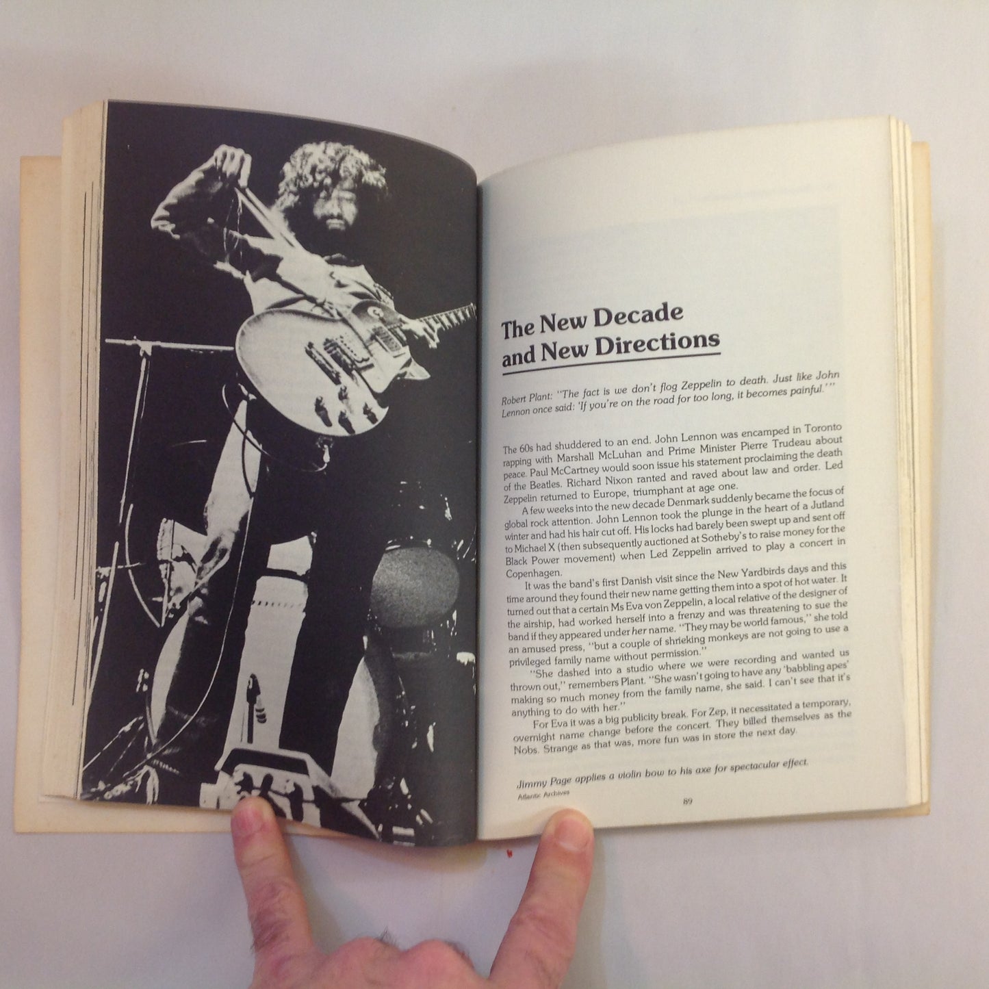 Vintage 1976 Trade Paperback LED ZEP: The Led Zeppelin Biography Ritchie Yorke