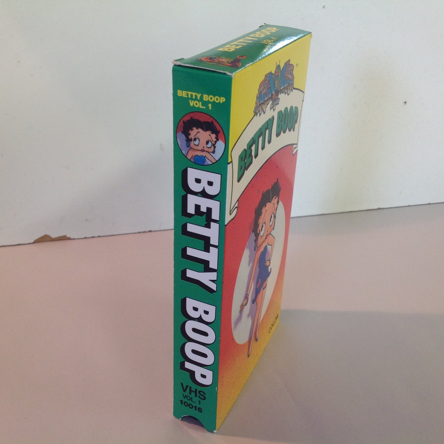 Vintage 1988 Hep Cat Entertainment VHS Cassette Kid Video Presents: Betty Boop Vol. 1