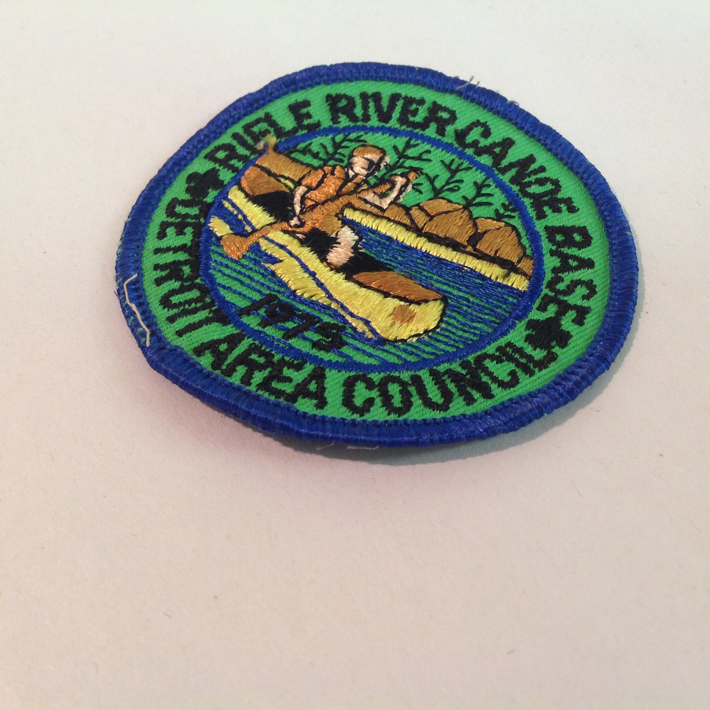 Vintage 1975 BSA Boy Scouts America Patch Rifle River Canoe Base Detroit Area Council