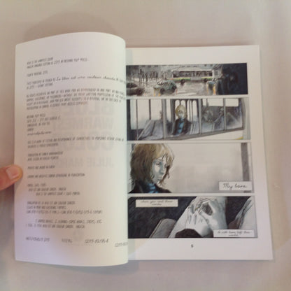 2014 Trade Paperback Blue is the Warmest Color Julie Maroh Graphic Novel