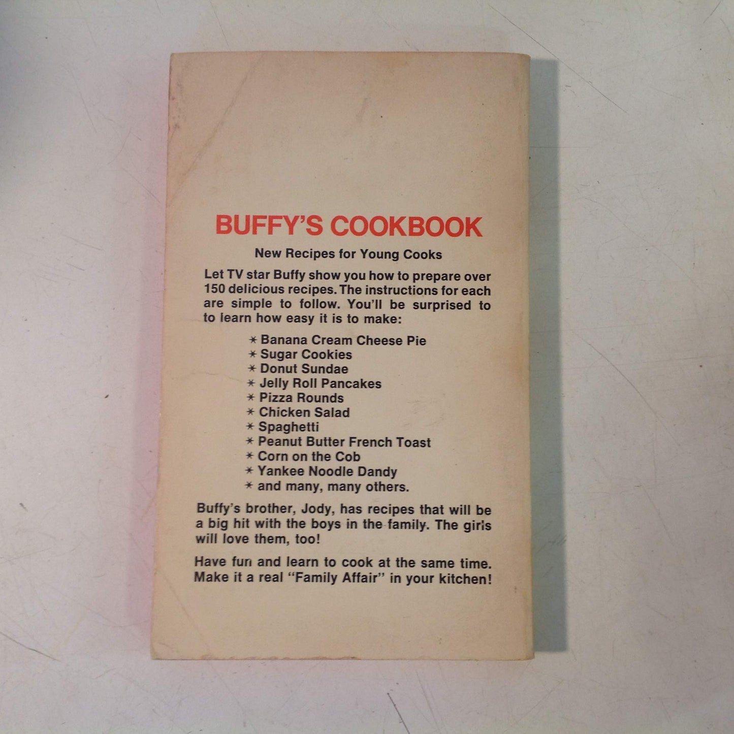 Vintage 1971 Mass Market Paperback Buffy's Cookbook Jody Cameron Celebrity Kitchen Berkley Books First Edition