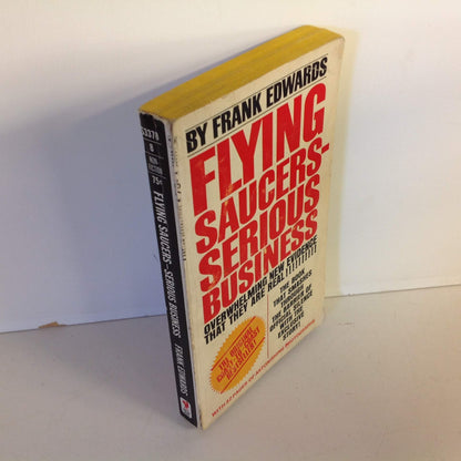 Vintage 1966 Mass Market Paperback Flying Saucers-Serious Business Frank Edwards