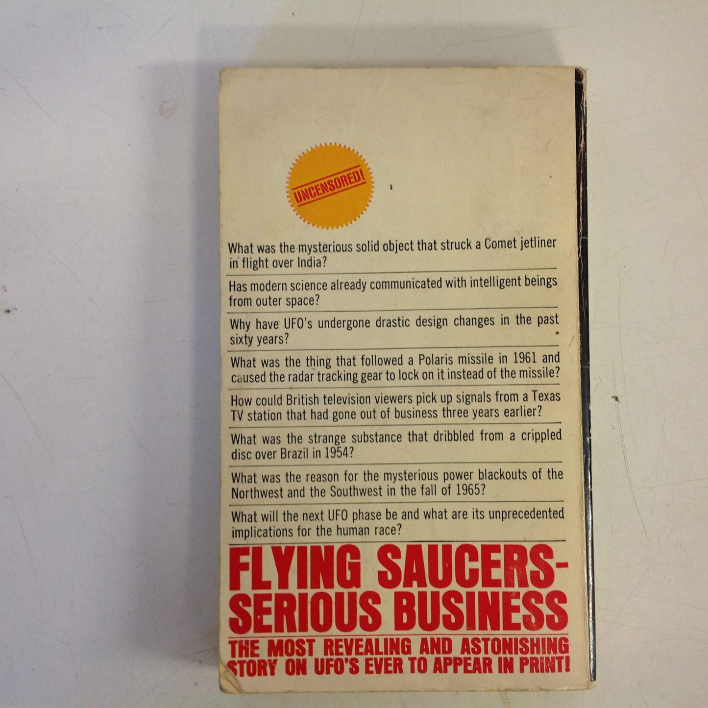 Vintage 1966 Mass Market Paperback Flying Saucers-Serious Business Frank Edwards