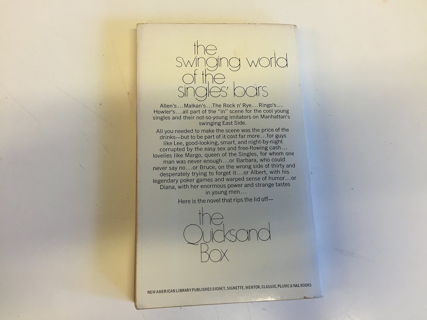 Vintage 1970 Mass Market Paperback The Quicksand Box Richard Hubbard Signet First Edition