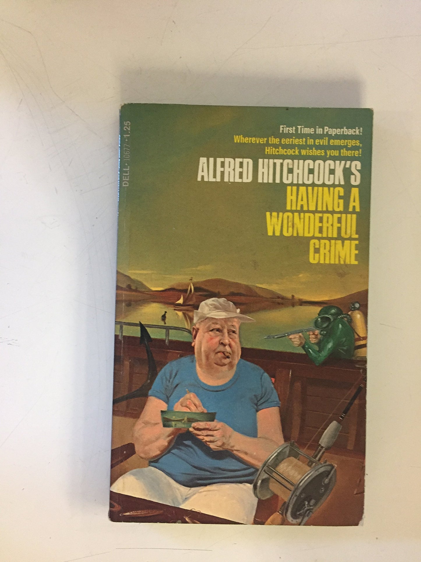 Vintage 1977 Mass Market Paperback Alfred Hitchcock's Having A Wonderful Crime Dell Books First Edition