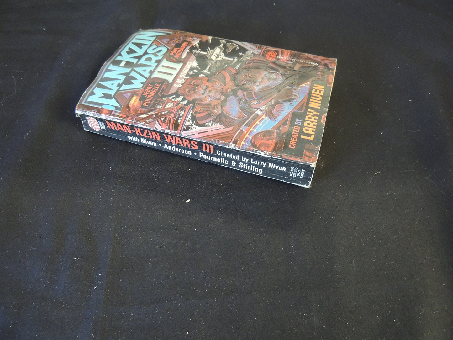 Vintage 1990 Mass Market Paperback Man-Kzin Wars III Jerry Pournelle Poul Anderson Larry Niven Baen First Edition