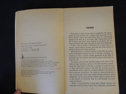 Vintage 1970 Mass Market Paperback Perry Mason Solves the Case of the Shapely Shadow Erle Stanley Gardner
