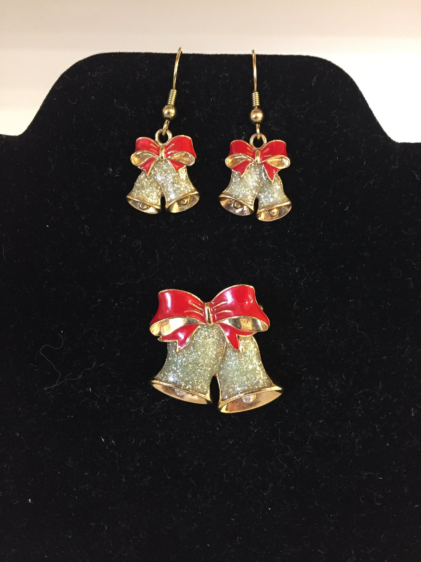 Vintage Goldtone Red Enamel Christmas Bells Brooch & Earring Set Glitter