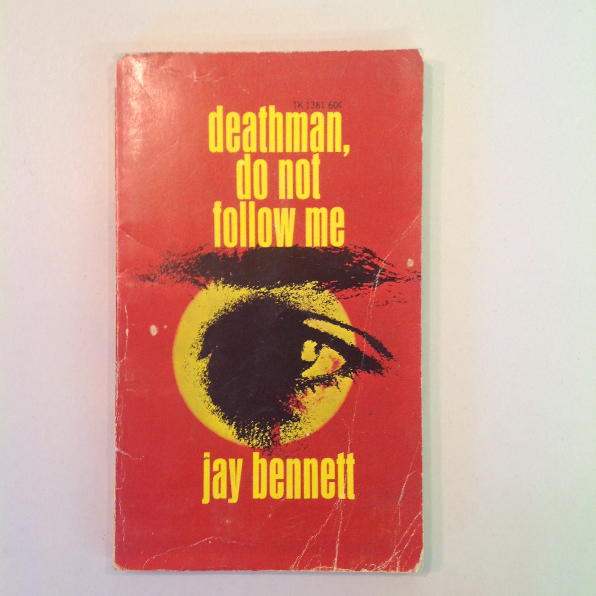 Vintage 1972 Scholastic Mass Market Paperback Deathman, Do Not Follow Me Jay Bennett