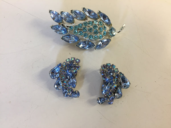 Vintage Designer WEISS Stunning Ice Blue Rhinestone Brooch & Clip Earring Set
