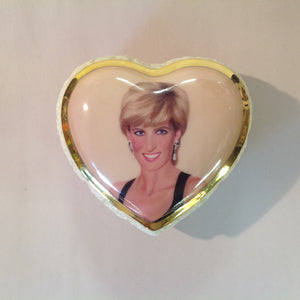 Vintage 1999 Sankyo Princess Diana Music Box Collection A0217 A Lasting Tribute Eighth Issue