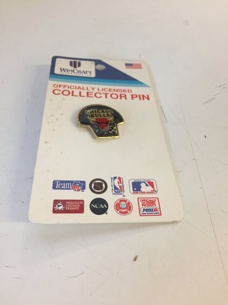 Vintage 1990's Chicago Bulls NBA Basketball Lapel Pin Sports