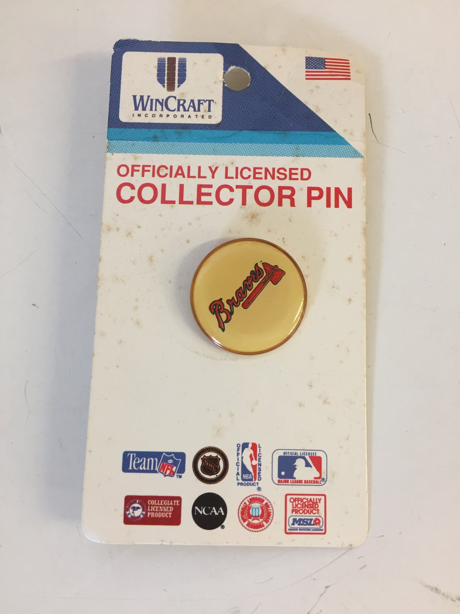 Vintage 1990's Atlanta Braves MLB Lapel Pin Sports