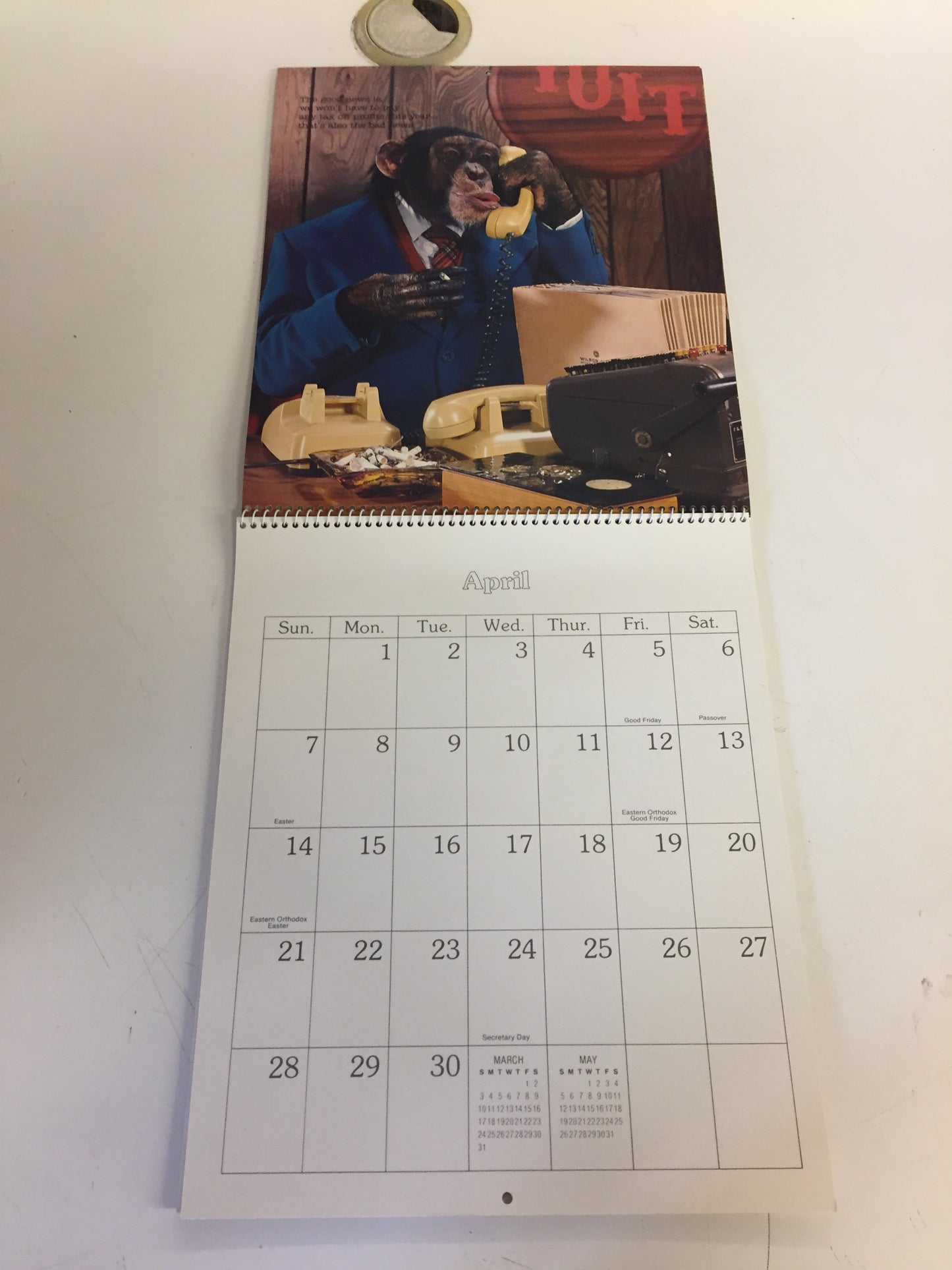 Vintage 1985 Executive Calendar Monkey Posing Gibson Greeting Cards