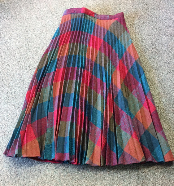 Vintage 1960's 1970's  Plaid Accordion Pleated Wool Flair Skirt
