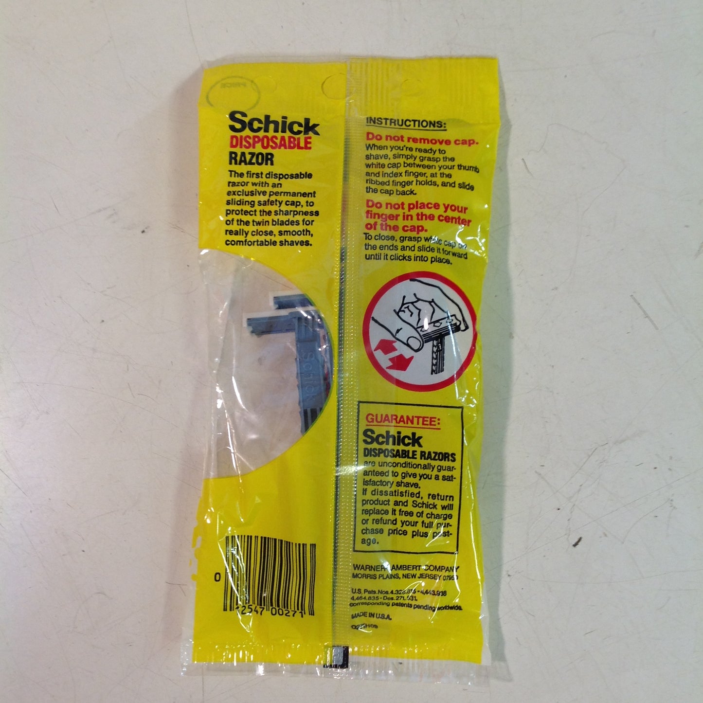 Vintage 1990's NOS SCHICK 5 Twin Blade Disposable Razors Pack Safety Cap Unused