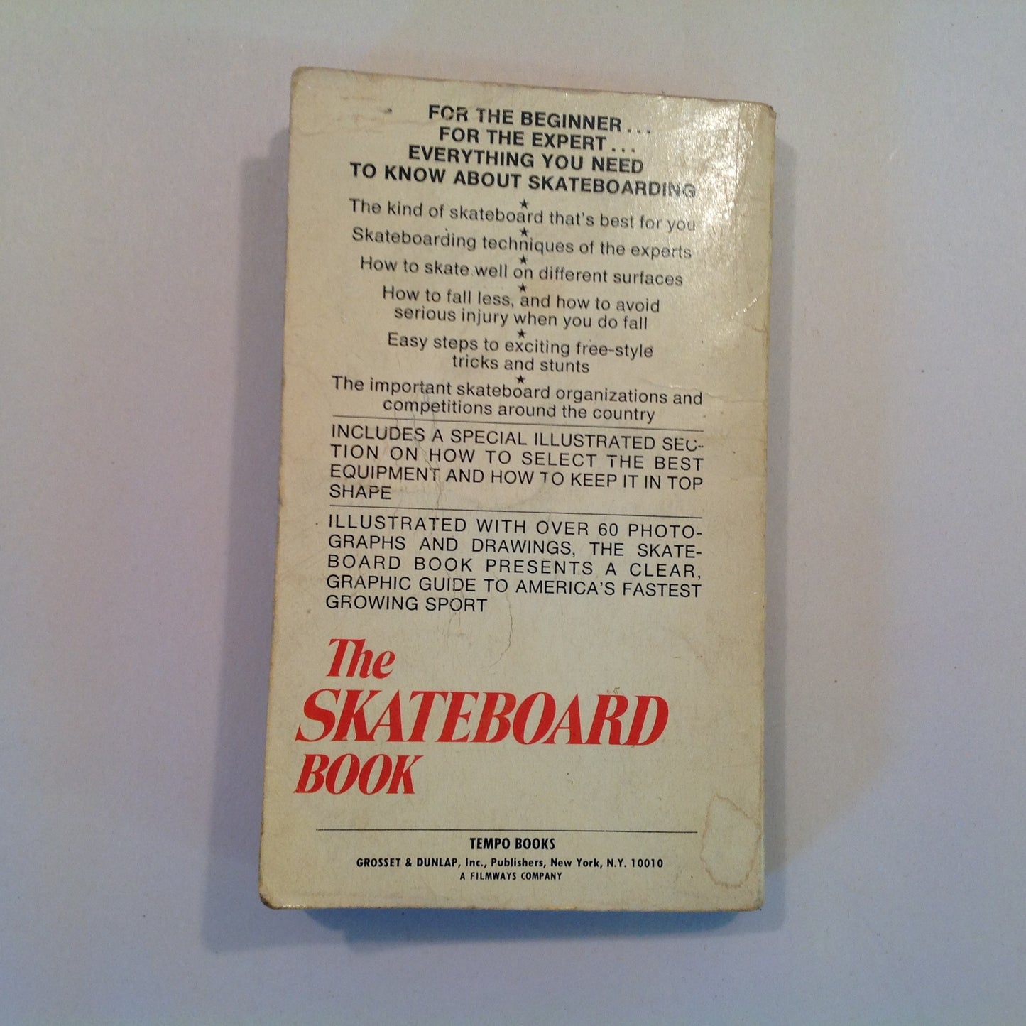 Vintage 1976 Mass Market Paperback The Skateboard Book Ben Davidson Tempo First Edition