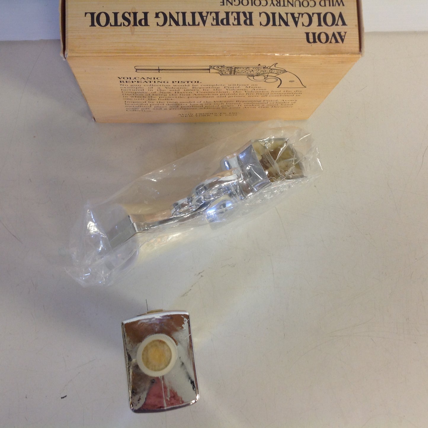 Vintage 1970's AVON Volcanic Repeating Pistol Wild Country Cologne Decanter in Original Box