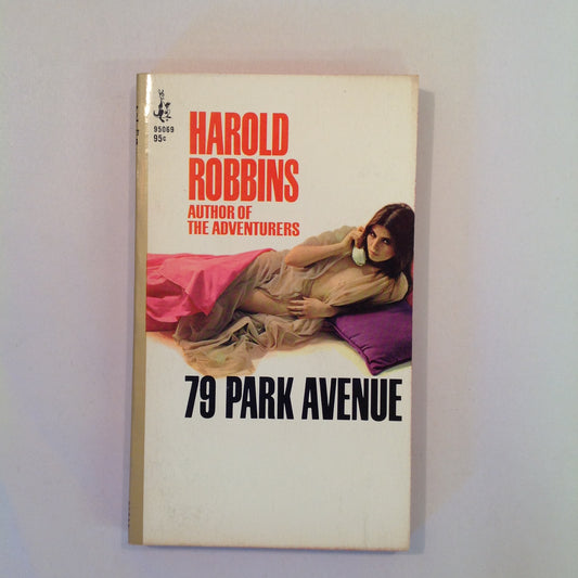 Vintage 1967 Mass Market Paperback 79 Park Avenue Harold Robbins