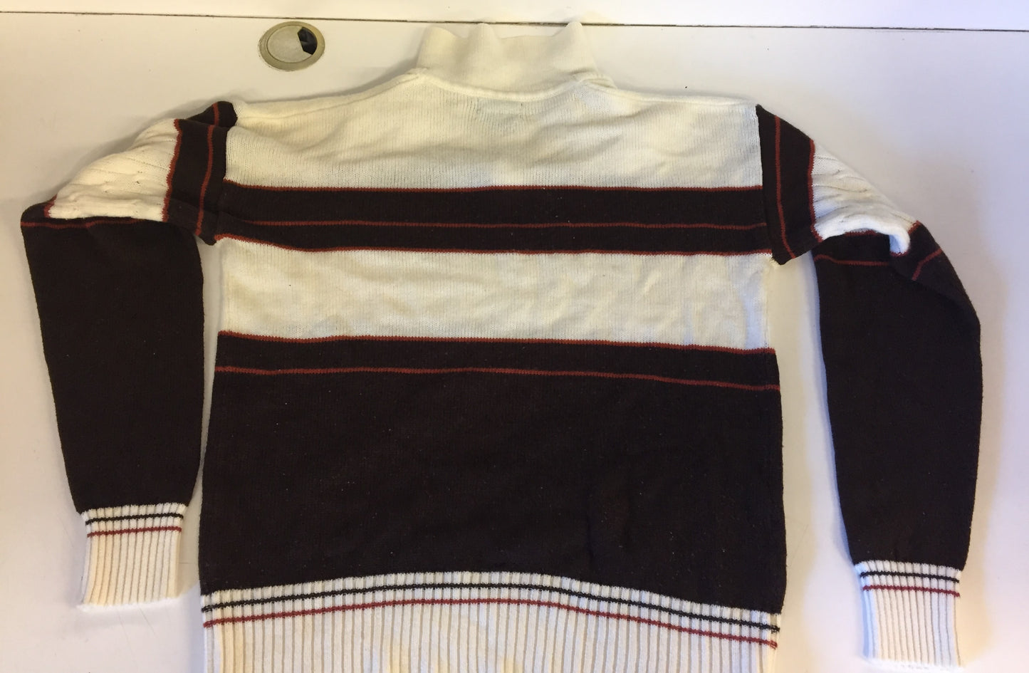 Vintage 1970's Studio One By Campus Brown & White Pull Over Sweater Soft