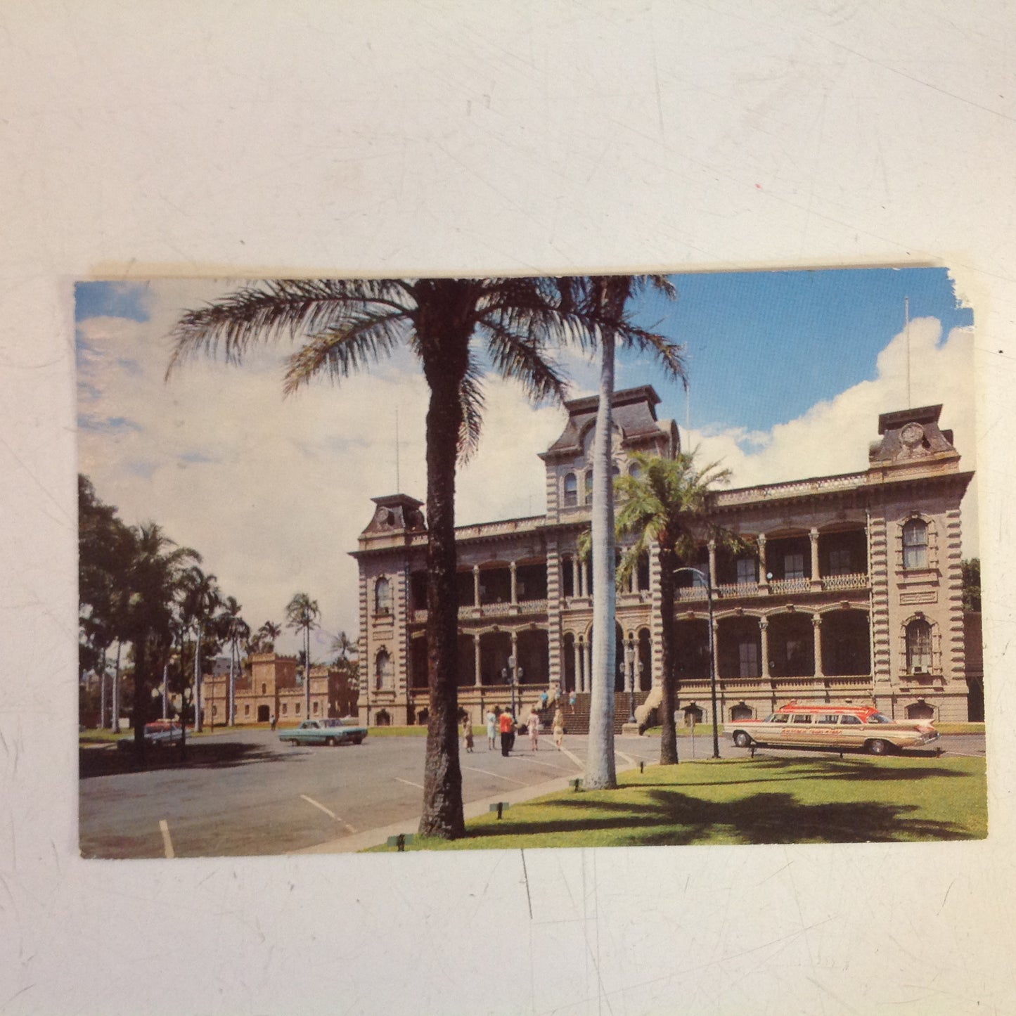 Vintage 1976 Souvenir Color Postcard Iolani Palace Honolulu Hawaii
