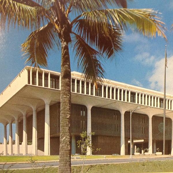 Vintage Color Postcard Hawaii State Capitol Building Honolulu Exterior